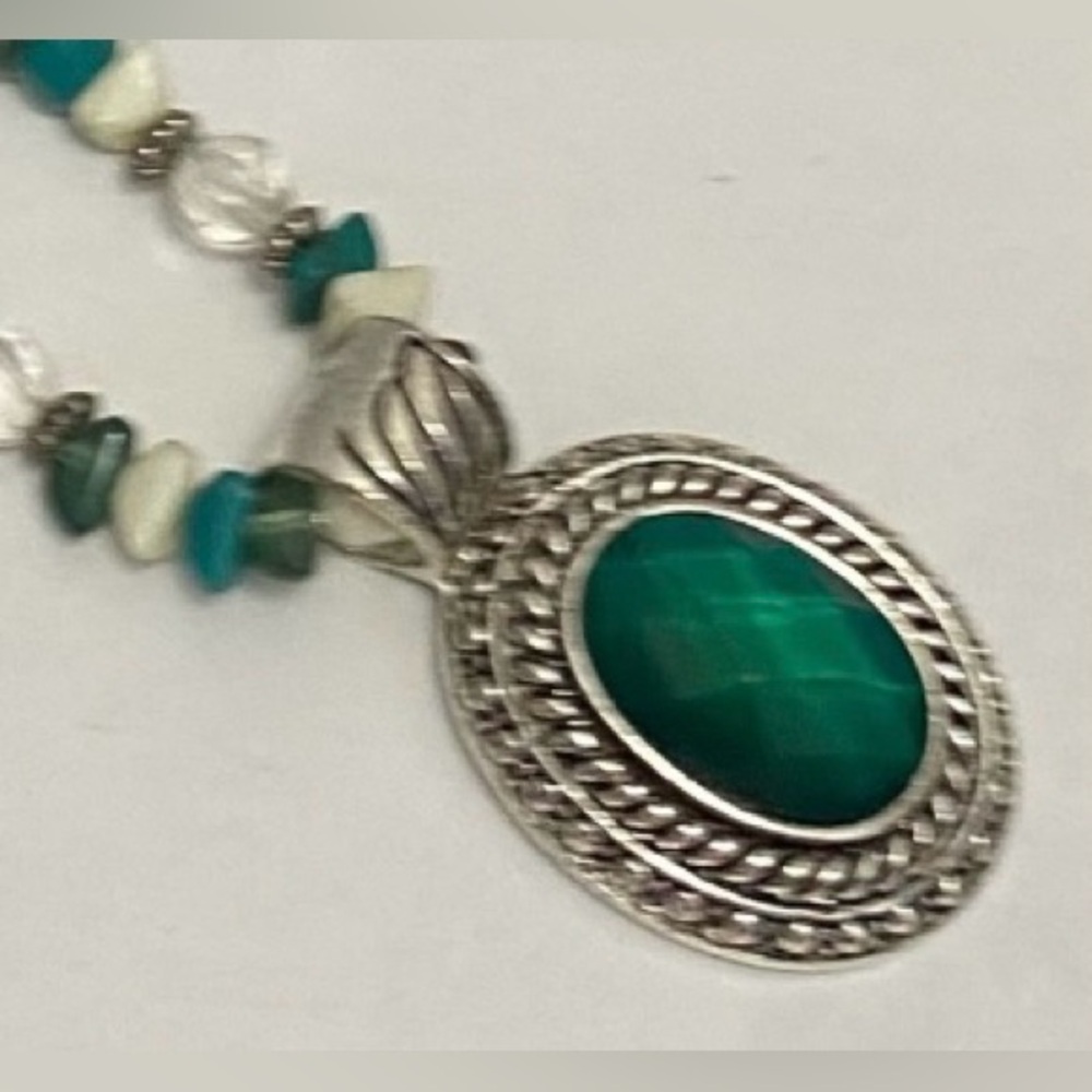 Vintage Avon Fashion necklace - Picture 3 of 4